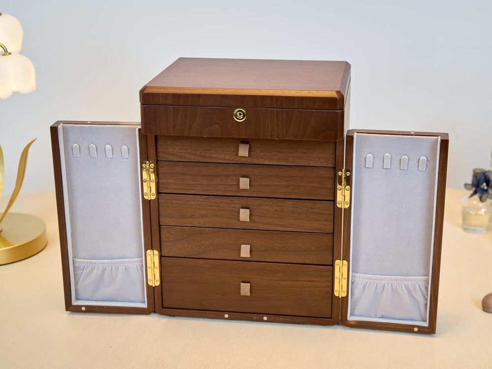 Lockable Jewelry Box, Engraved Wooden Jewellery Box, Handmade Custom Jewelry Storage